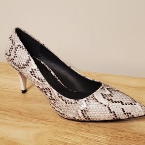 Unilady Snake Print Pumps